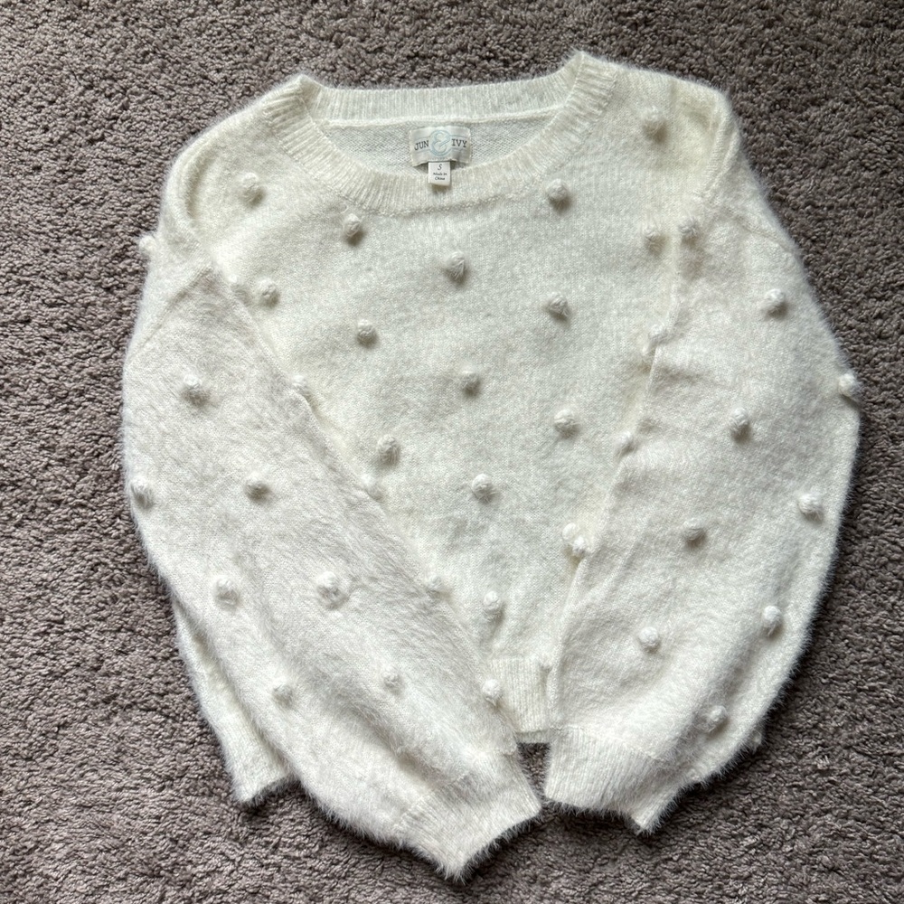 White Jun & Ivy Sweater